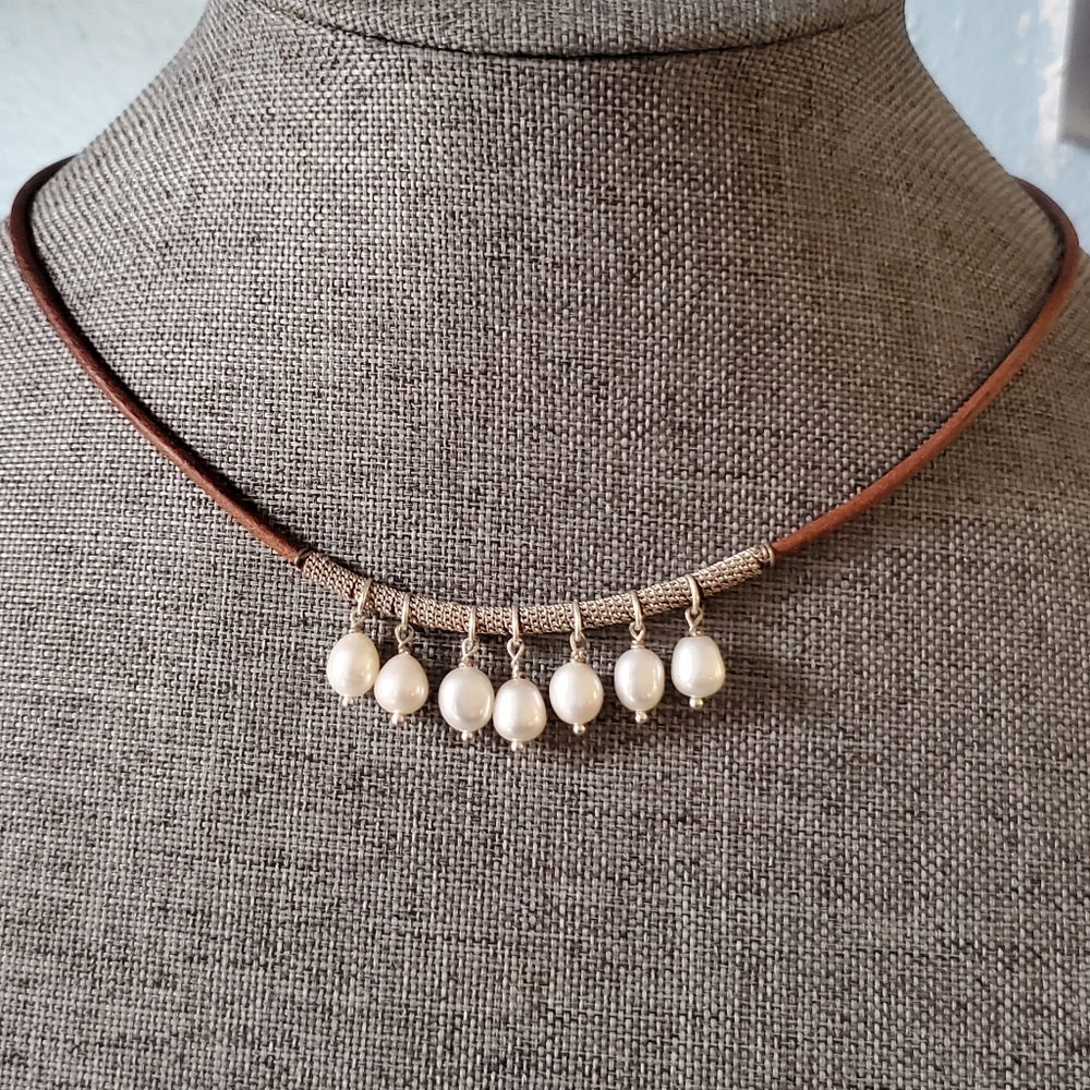 Silpada Pearls Of Wisdom sterling leather and freshwater pearl necklace - Picture 10 of 14